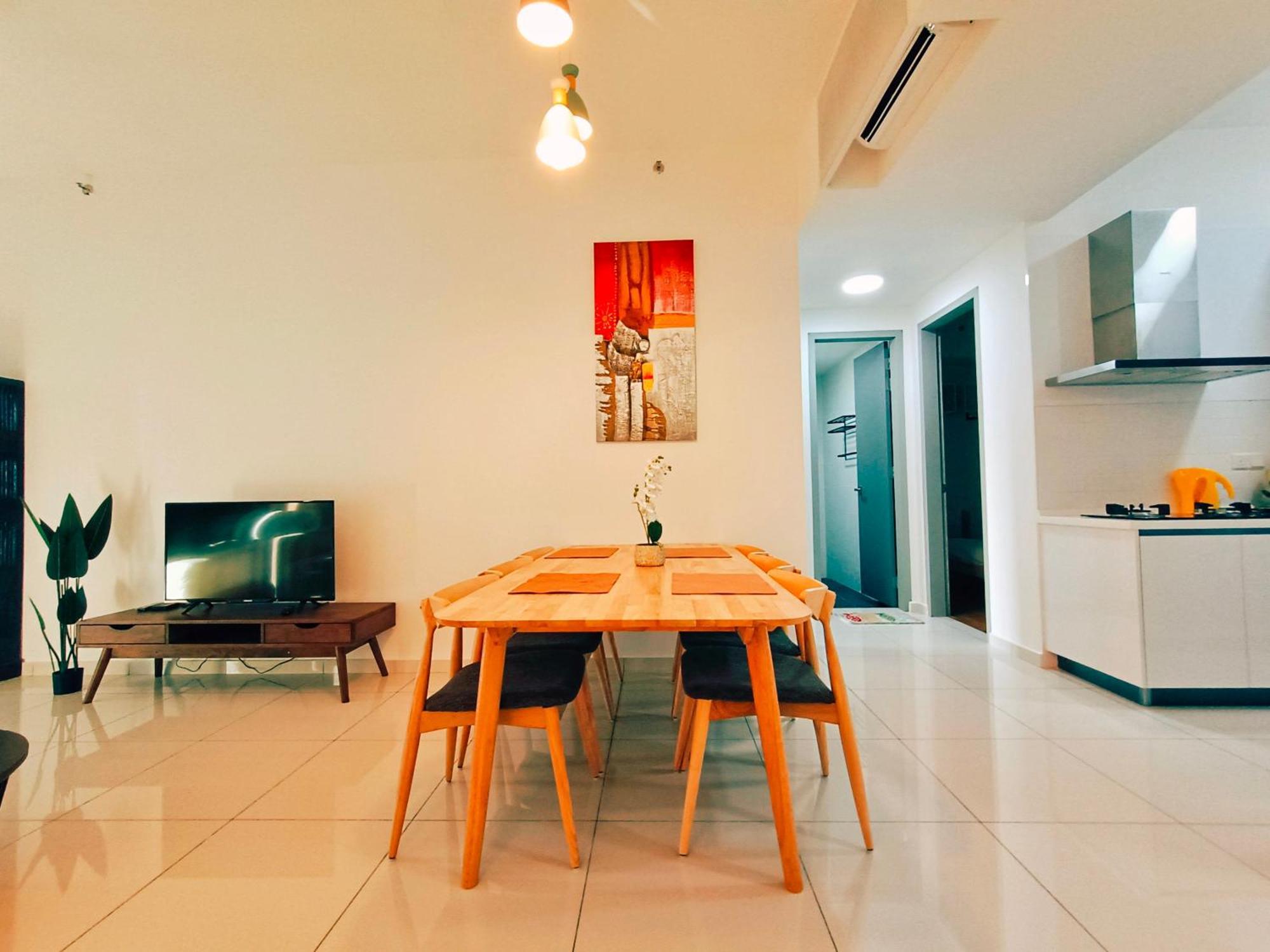 New Georgetown Instagramable 2Br Homestay For 10Pax 无敌美景两房民宿 Beacon Executive Suite Екстериор снимка