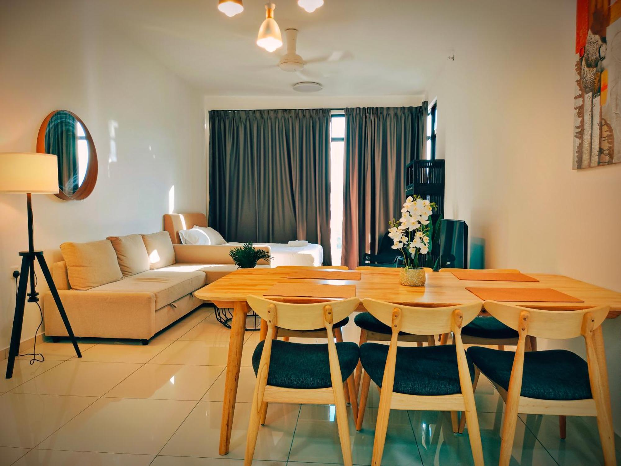 New Georgetown Instagramable 2Br Homestay For 10Pax 无敌美景两房民宿 Beacon Executive Suite Екстериор снимка