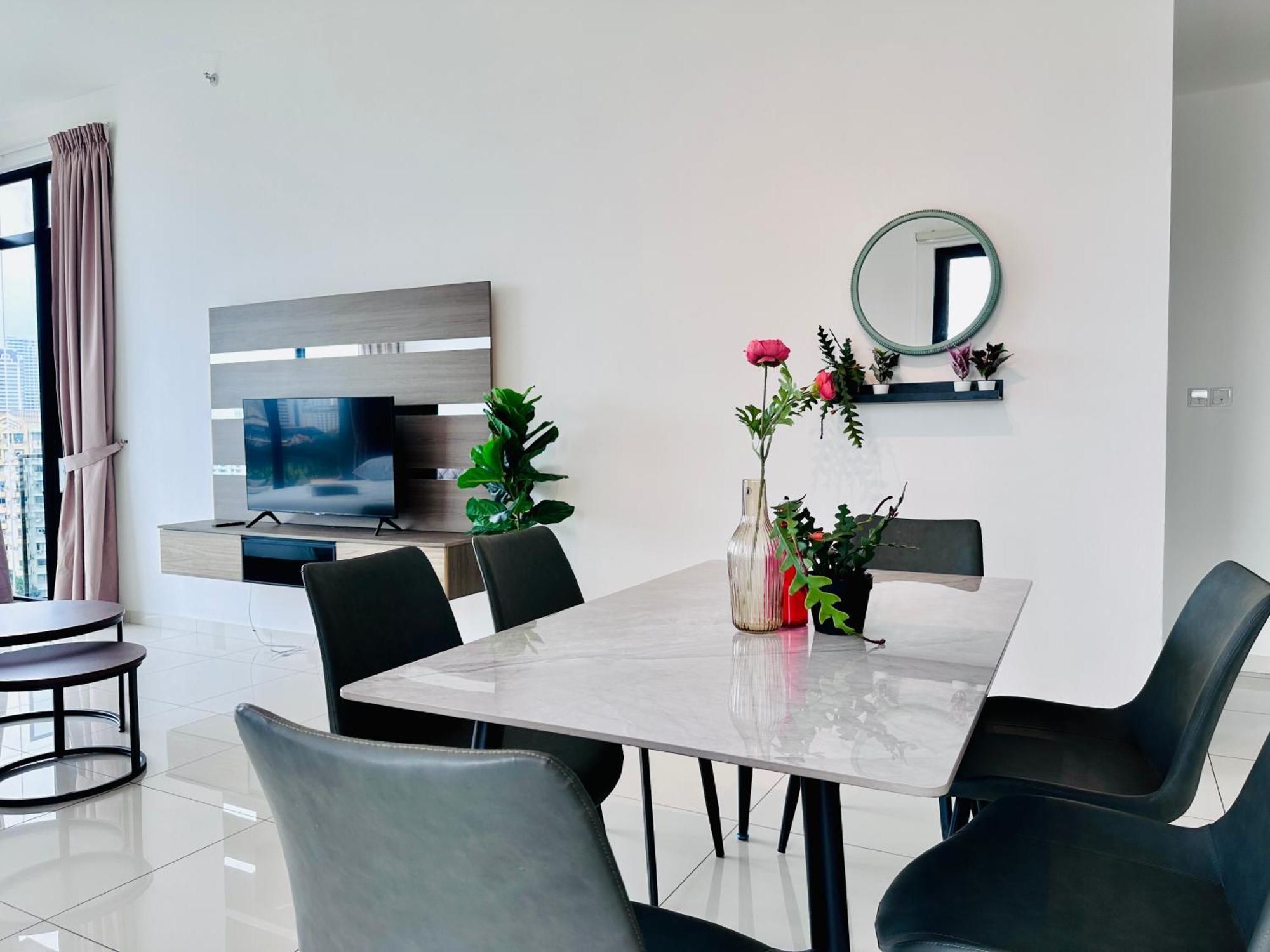 New Georgetown Instagramable 2Br Homestay For 10Pax 无敌美景两房民宿 Beacon Executive Suite Екстериор снимка