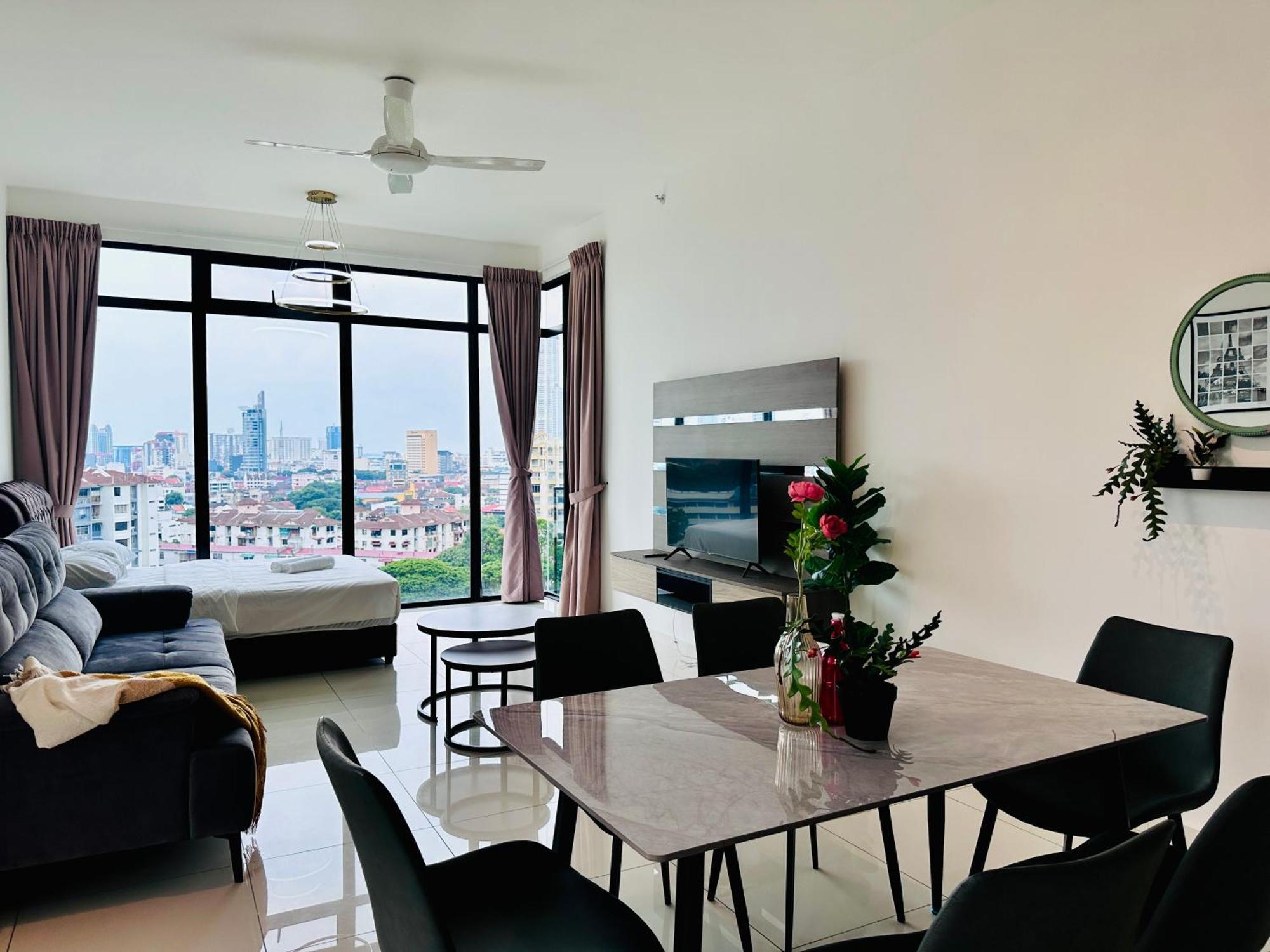 New Georgetown Instagramable 2Br Homestay For 10Pax 无敌美景两房民宿 Beacon Executive Suite Екстериор снимка