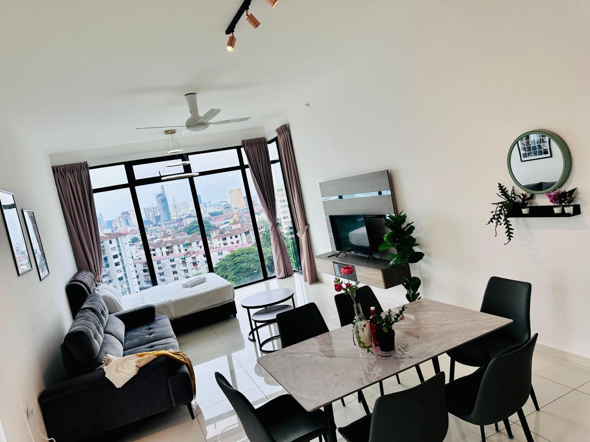 New Georgetown Instagramable 2Br Homestay For 10Pax 无敌美景两房民宿 Beacon Executive Suite Екстериор снимка